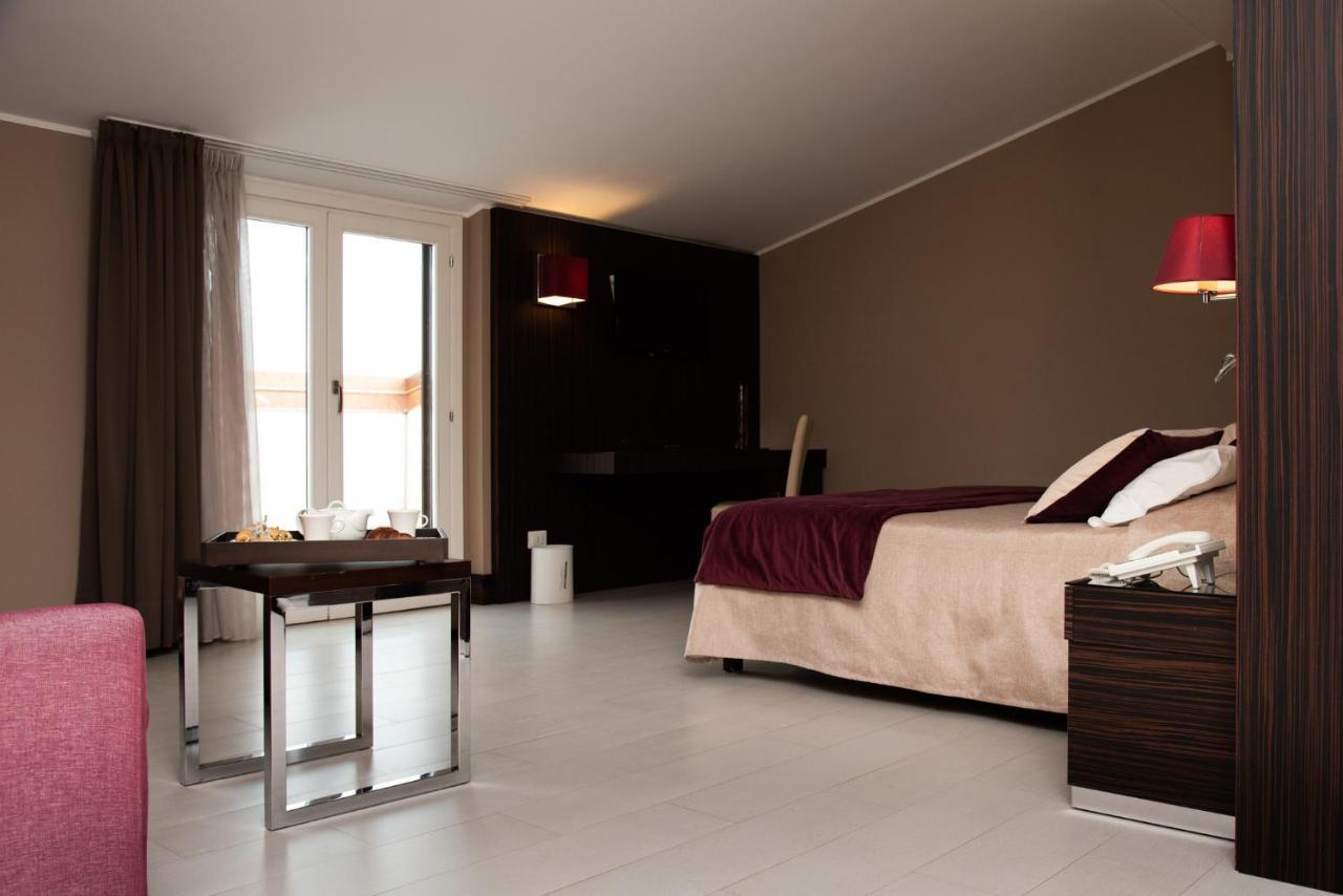 Hotel Ansharius - Adults Only Роккаразо Екстер'єр фото